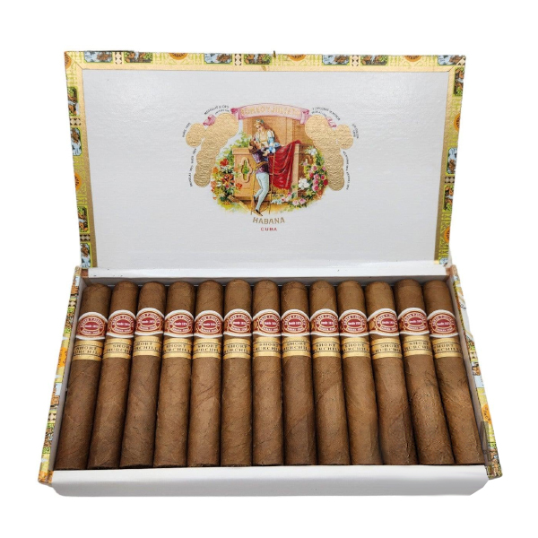 Romeo Y Julieta Short Churchills